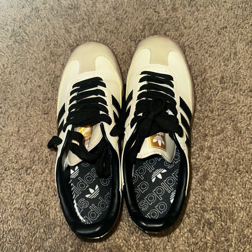 Adidas Classic Cream and Black Trainers